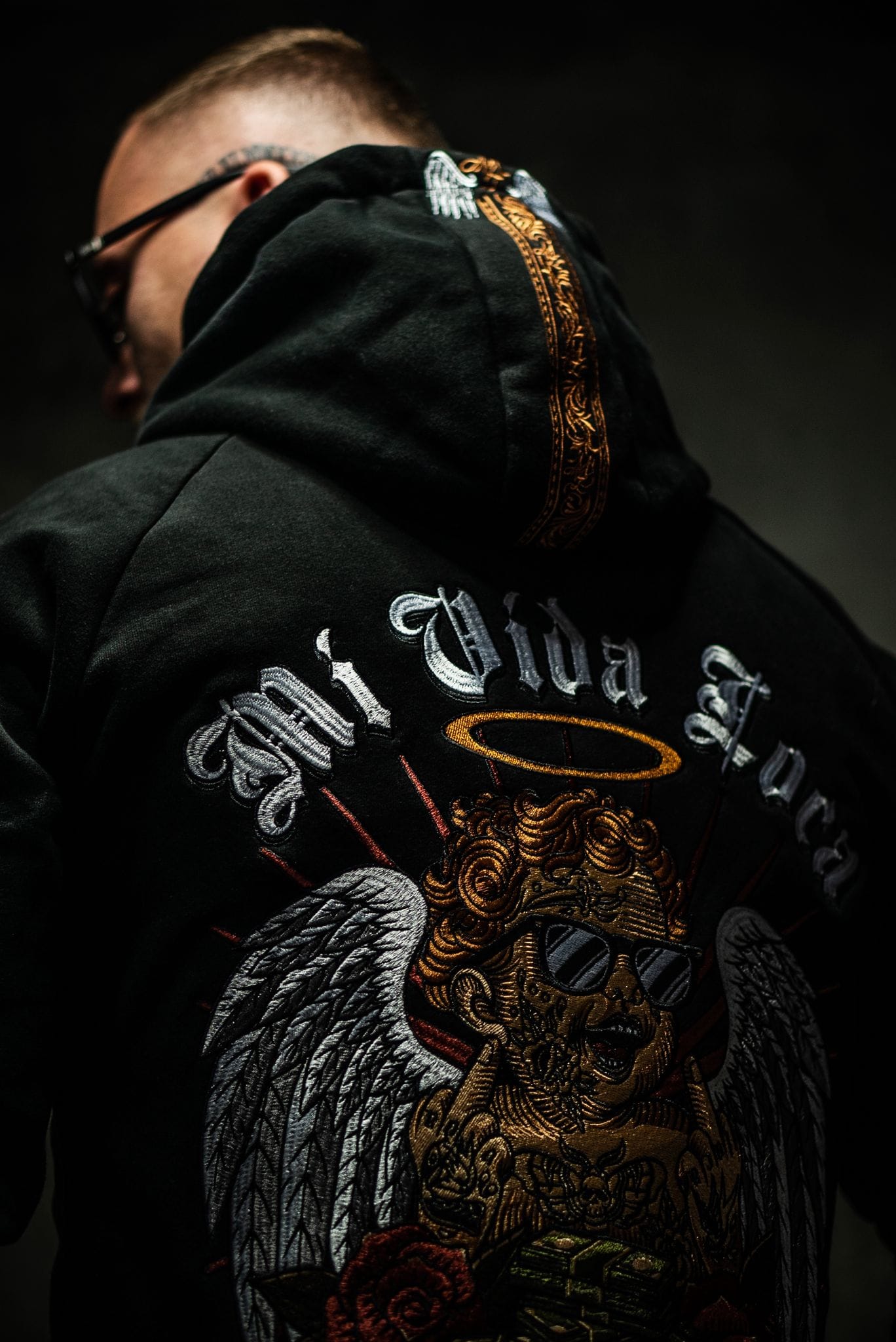 Толстовка MVL "Финальный босс" - черная