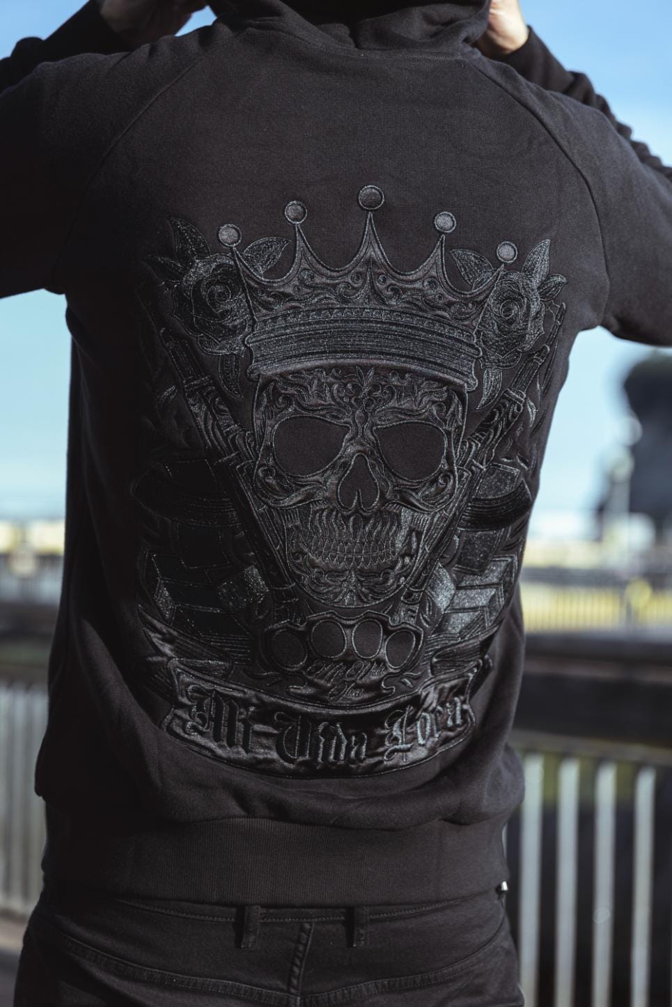 MVL „Dark AK King“ Hoodie